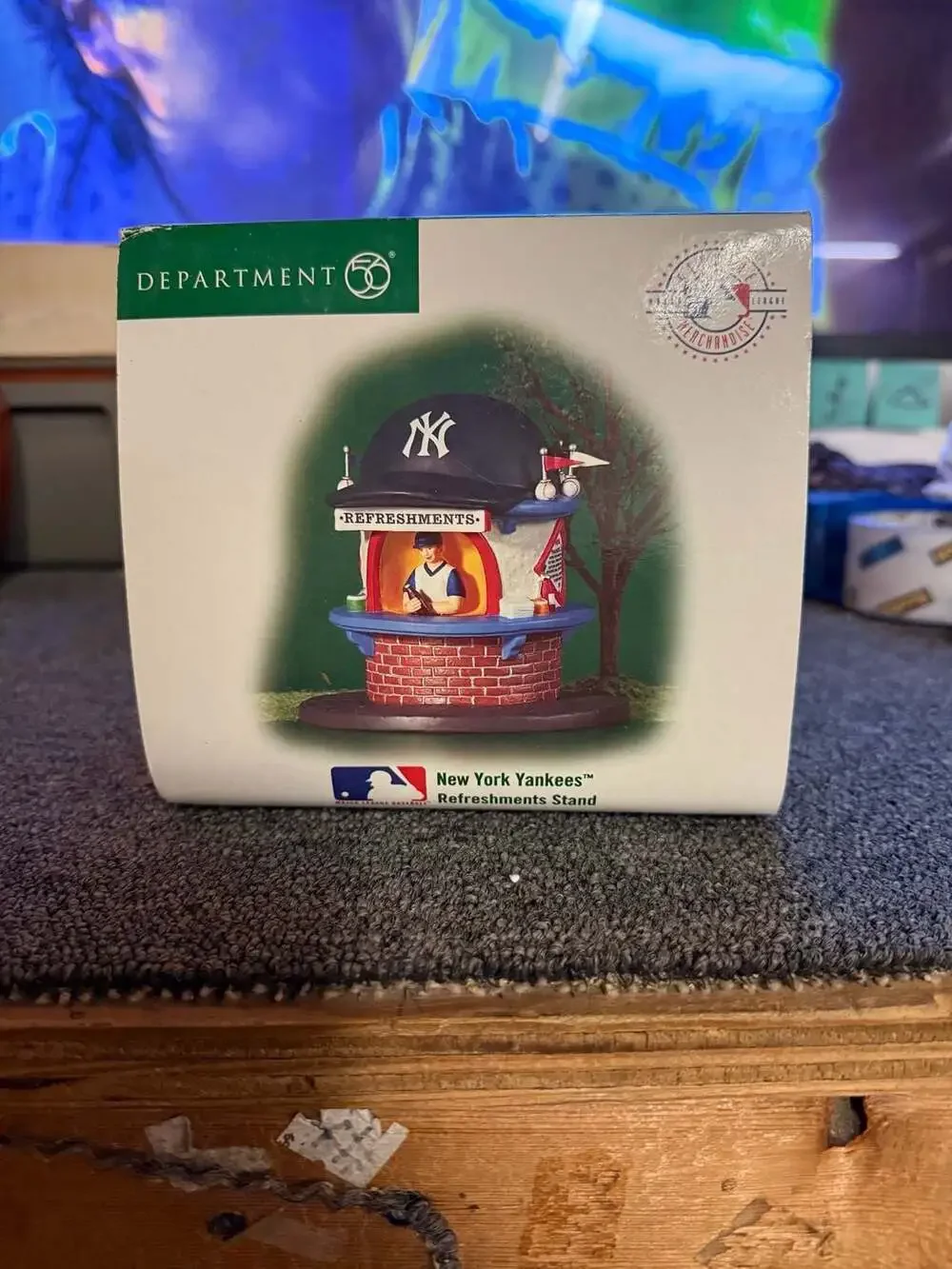 Department 56 Christmas in the City New York Yankees Refreshments Concession Sta